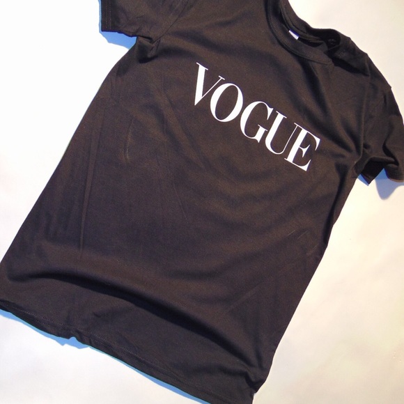Forever 21 vogue t-shirt - Picture 2 of 4